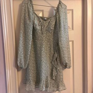 Old Navy Green Floral Mini Dress